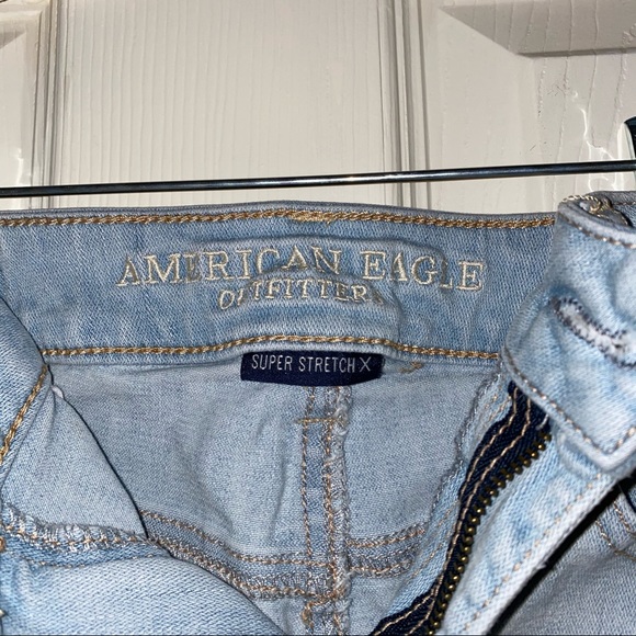 Shorts - Picture 2 of 3